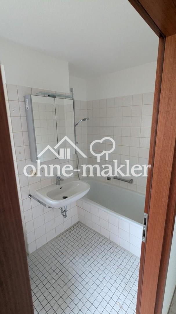 Großzügige 1-Zimmer-EG-Wohnung mit Terrasse und EBK in Stuttgart, S-Bahn 5 Minuten - Foto 4