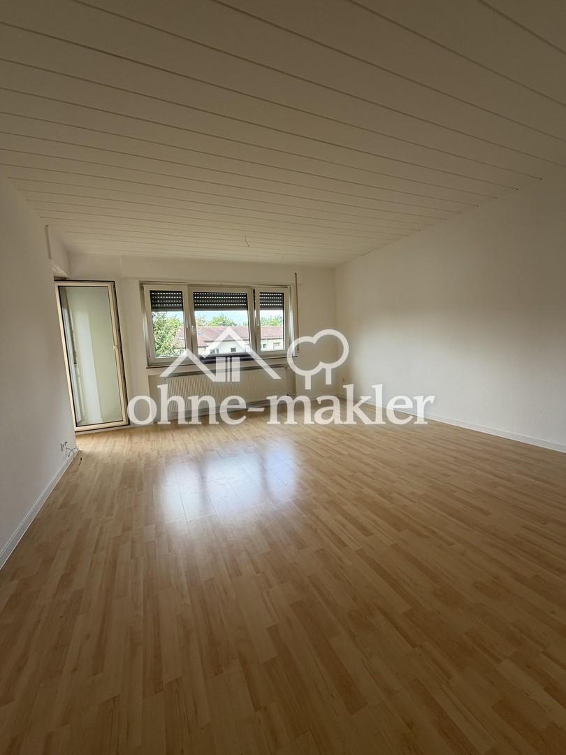 Sofort einziehen & frisch renoviert - 3Zi Wohnung mit Stellplatz & EBK - Photo 1