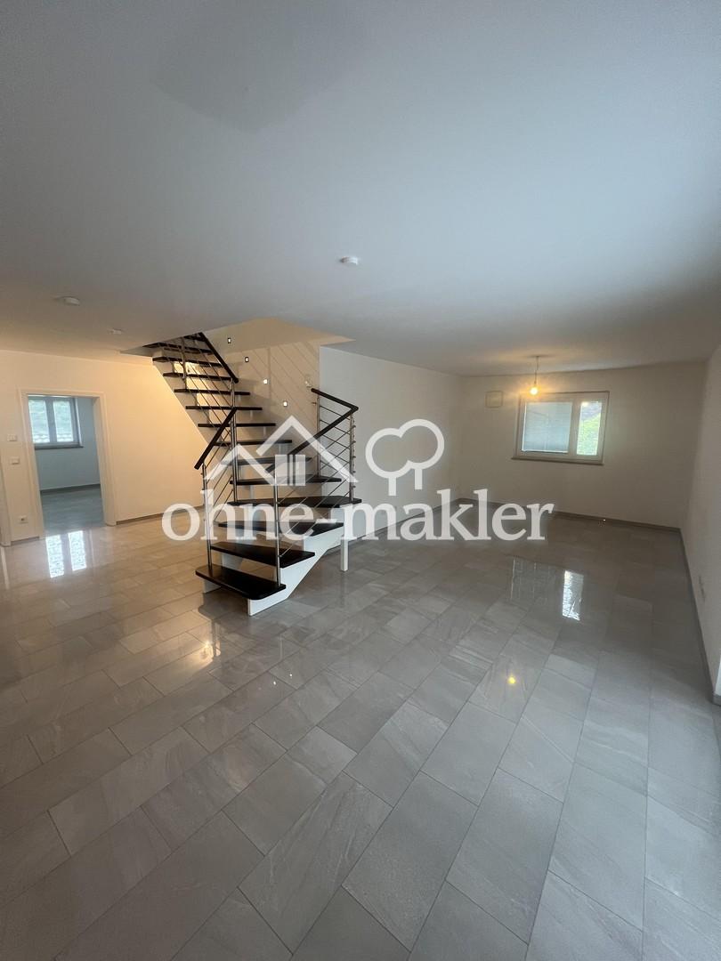 Schöne 5-Zimmer Maisonetten Wohnung im Grüngürtel von Neuburg a.d. Donau! - Foto 2