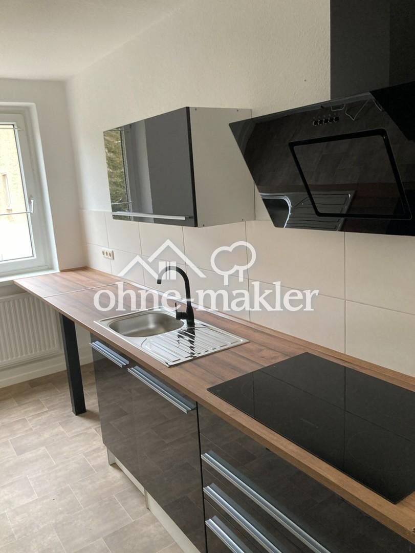 frisch sanierte, helle, ruhige 2 bzw. 3-Zimmer-Wohnung mit Einbauküche - Photo 2