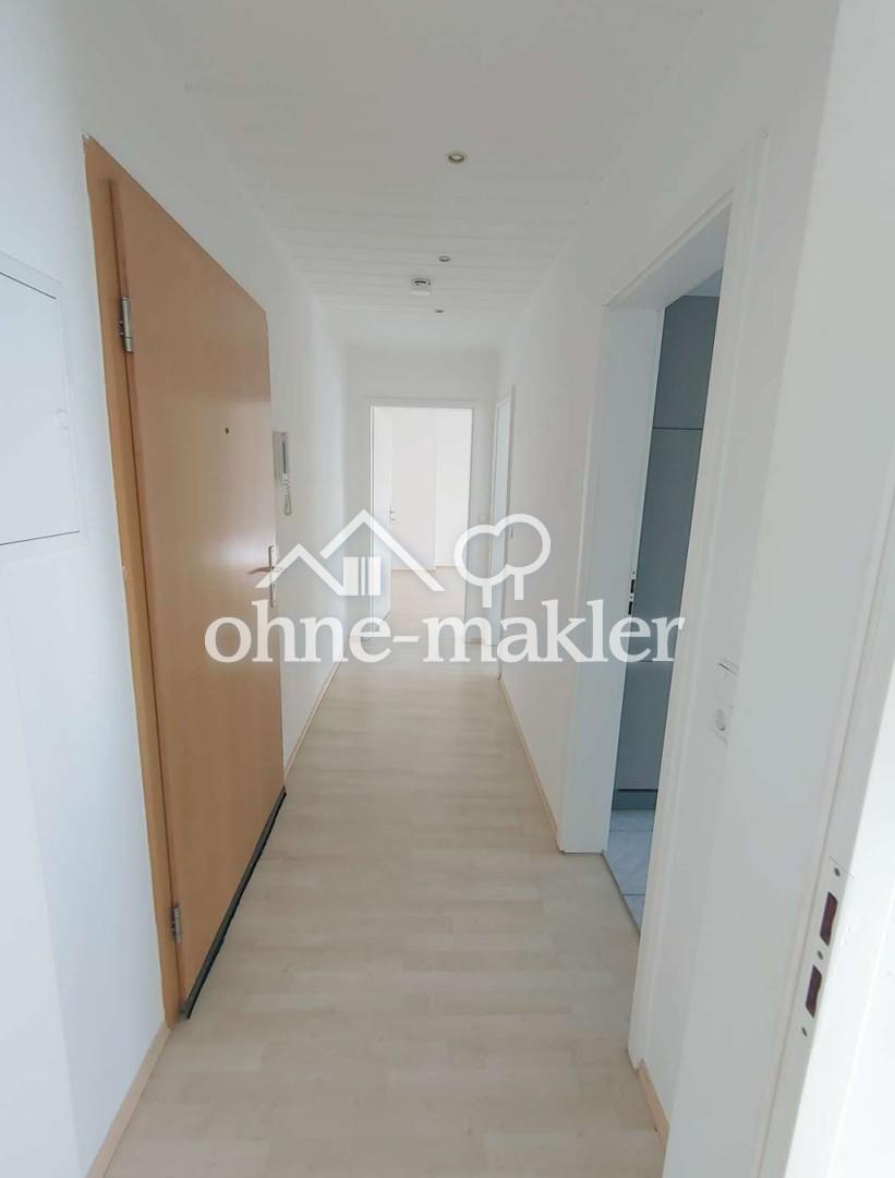 frisch sanierte, helle, ruhige 2 bzw. 3-Zimmer-Wohnung mit Einbauküche - Photo 4
