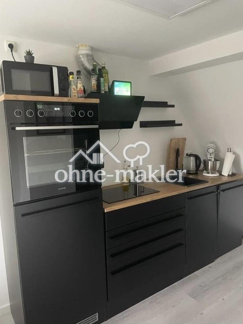 Moderne 2-Zi. DG-Wohnung in Griesheim, vollständig möbliert - Photo 5