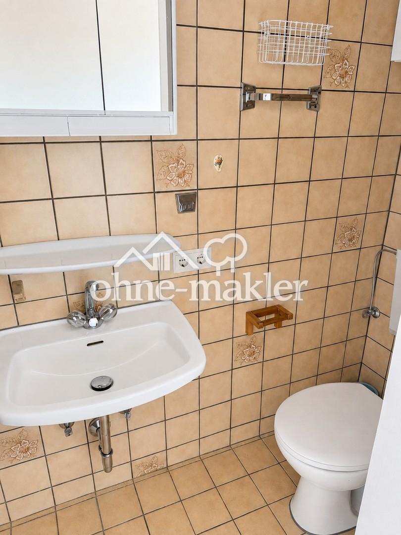 Renovierte 3-Zimmer-Wohnung mit Balkon & schönem Ausblick in Laubenheim - Photo 3