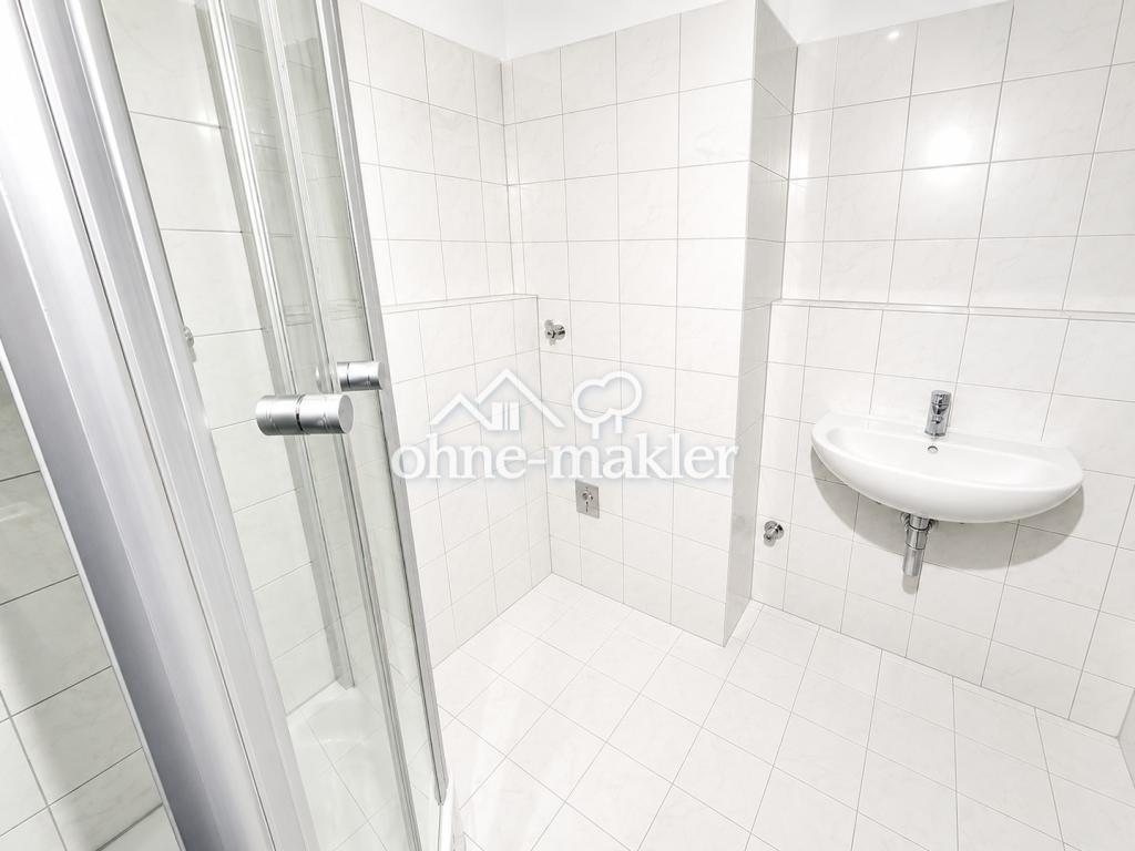 3 Zimmer Wohnung mit neuer Einbauküche / WG geeignet - Photo 5