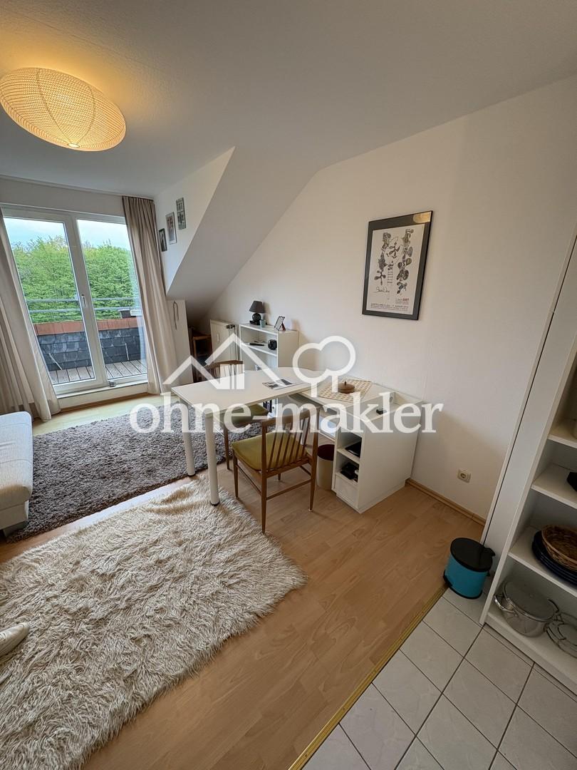 Vollausgestattete Wohnung mit Küche und Balkon - Foto 3