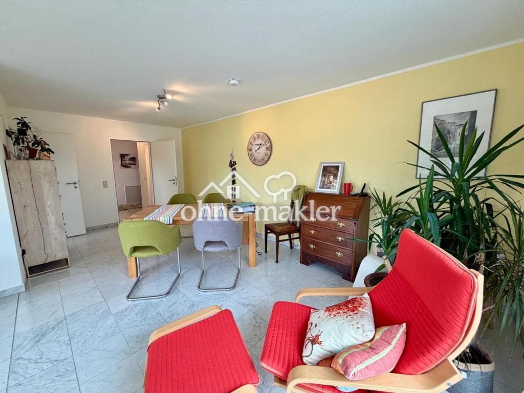 Helle 3-Zimmer-Wohnung mit großem Balkon in Schlebusch, bezugsfrei ab 01.09 - Photo 2