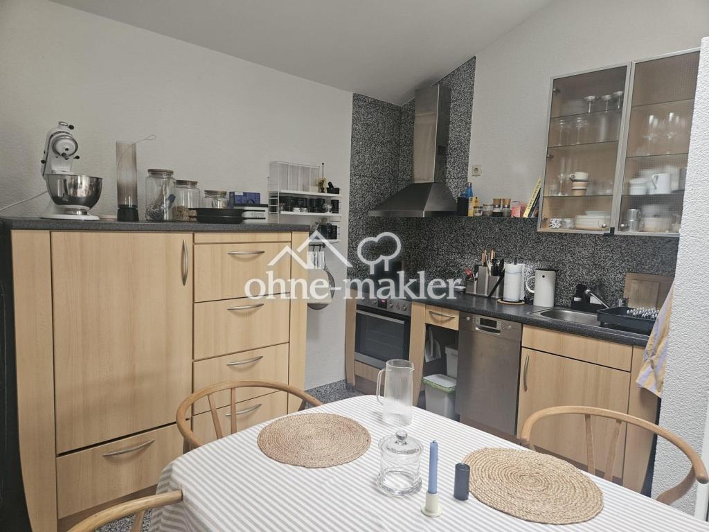 Gemütliche 2-Zimmer-Penthouse-Wohnung mit Balkon und Einbauküche in Wehr - Photo 4