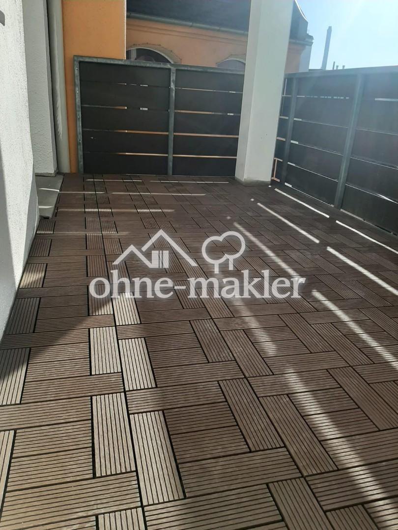 Lichtdurchflutete 4-Zi.-Whg. mit Balkon und Einbauküche - Foto 3
