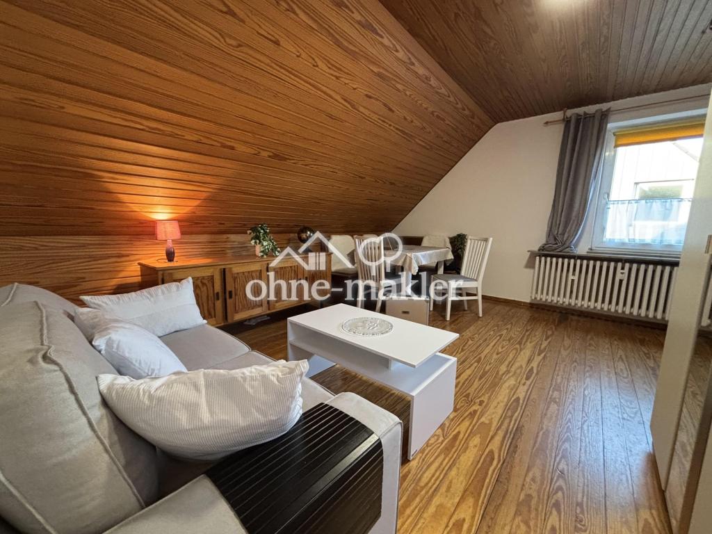 Dachgeschosswohnung löffelfertig 1ZiKüDB mit Einbauküche, voll möbliert - Photo 5