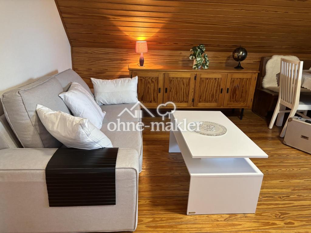Dachgeschosswohnung löffelfertig 1ZiKüDB mit Einbauküche, voll möbliert - Photo 4