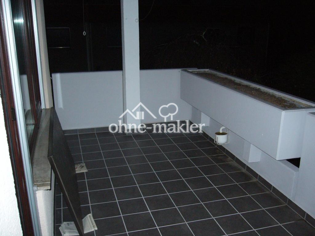 3,5 Zimmer Wohnung, hell, gut geschnitten mit 2 Balkonen und TG - Photo 5
