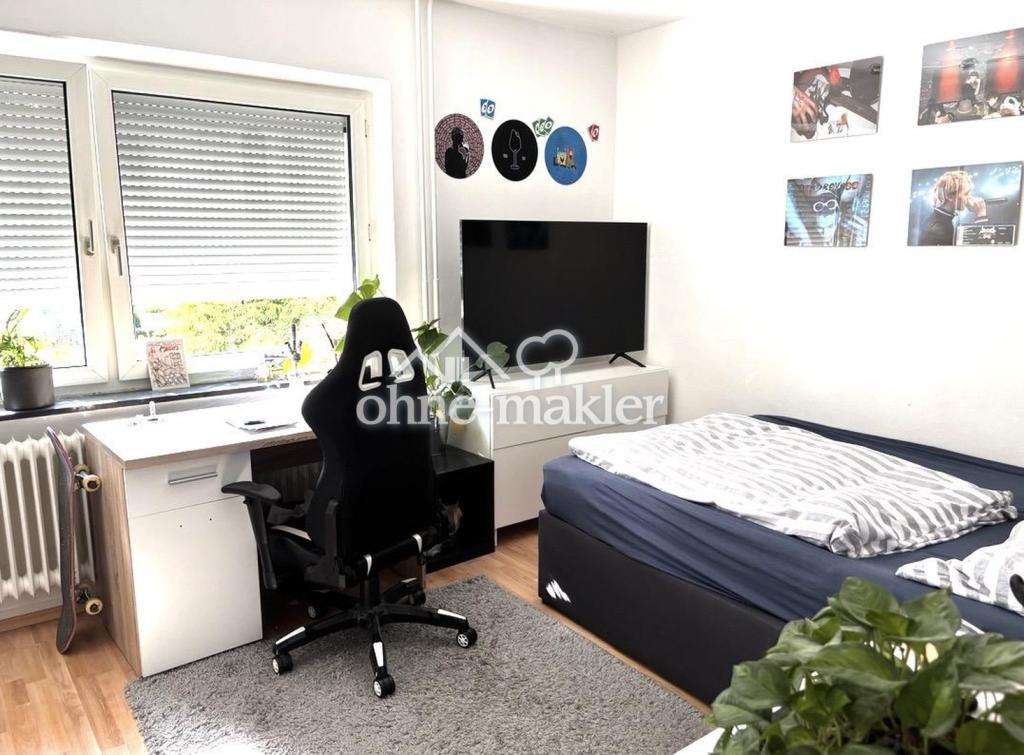 Helle 3,5-Zimmer-Wohnung mit zwei Balkonen und Einbauküche - Photo 4