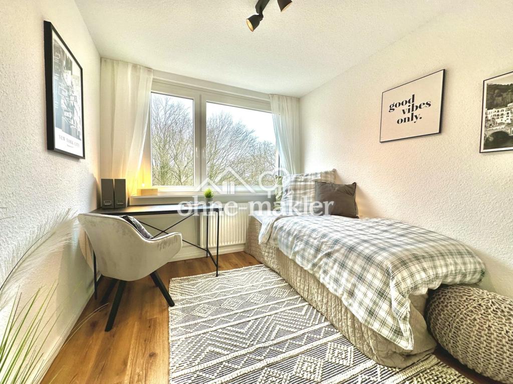 Kernsanierte 3-Zimmer-Wohnung mit Balkon, Einbauküche und Grünblick in Bremen-Woltmershausen - Photo 5
