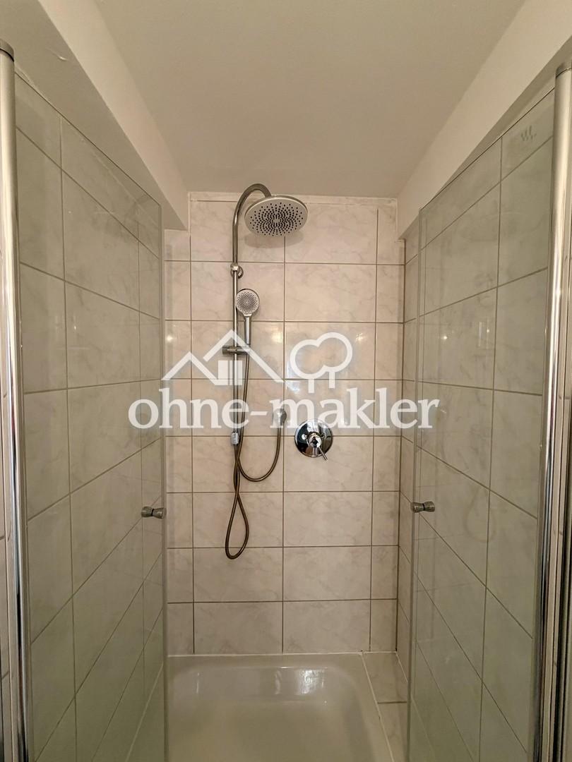 Exklusive 2-Zimmer-Wohnung, Erstbezug nach Sanierung mit Küche und Geräten - Photo 4