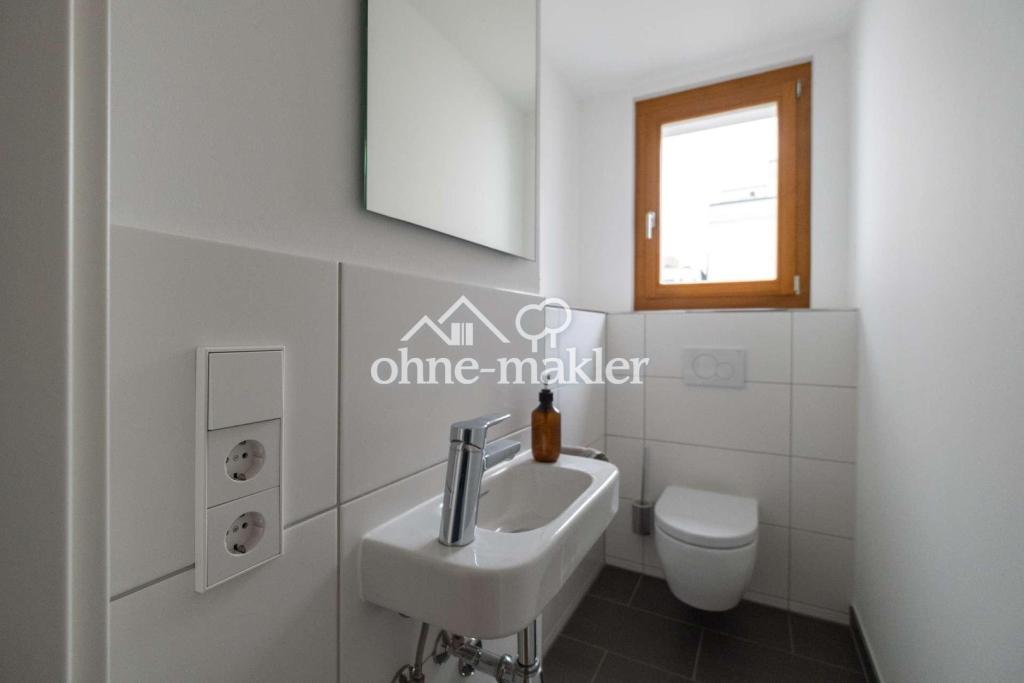 Möblierte 2 Zi. Wohnung mit Europa Garten Blick und große Terrasse - Foto 5