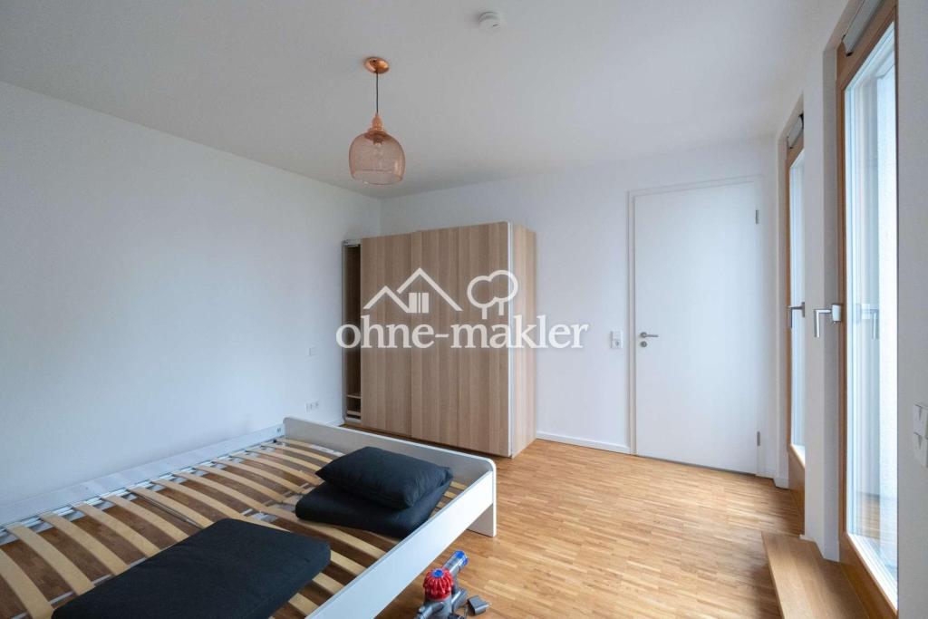 Möblierte 2 Zi. Wohnung mit Europa Garten Blick und große Terrasse - Foto 3