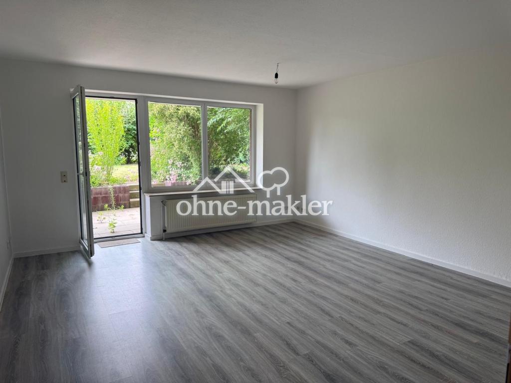 Schöne 2- Zimmerwohnung mit Terrasse und Garten! - Photo 3