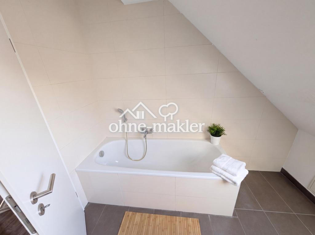 Helle 2-Zimmer-Wohnung mit Einbauküche – neuwertig, optional möbliert - Photo 2