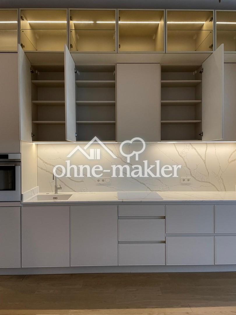 Kernsanierter Altbau mit Aufzug im 3. OG: 2 Zimmer, Designküche & Einbauschränke & Vorhänge nach Maß - Photo 5