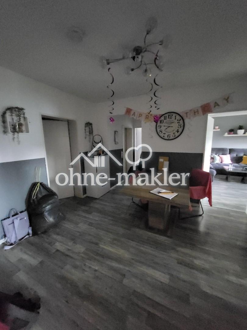 Geräumige 3,5-Zimmer-Wohnung in Wedel zu mieten - Photo 1