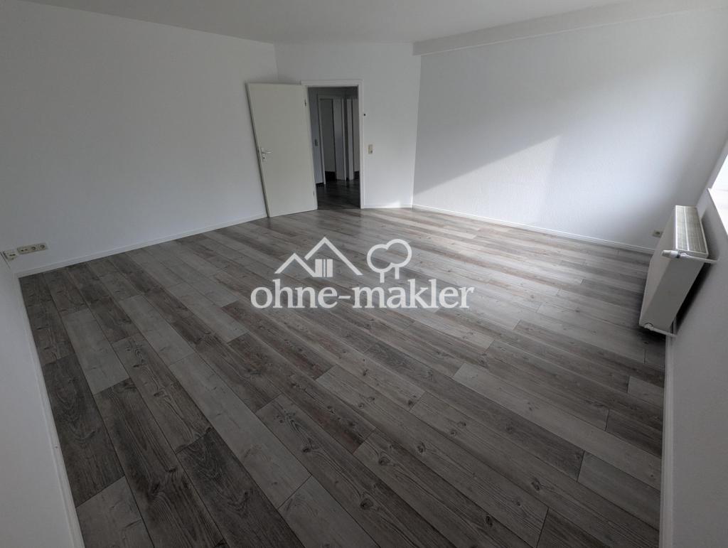 Barrierearme 3-Zimmer Wohnung mit Garten, Stellplatz, E-Ladesäule - Foto 1