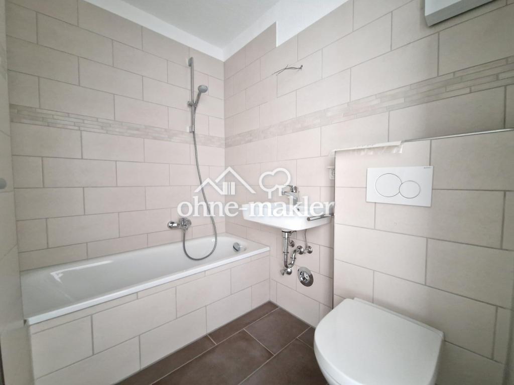 3,5 Raum Heisingen, saniert, Balkon, Wannenbad, Parkett, energetische Maßnahmen erfüllt - Photo 3