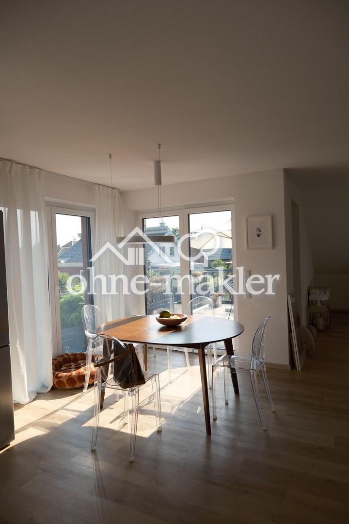 Modernes Wohnen im Ruhepol: Neuwertige 3-Zimmer-Wohnung in idyllischer Sackgassenlage - Photo 3