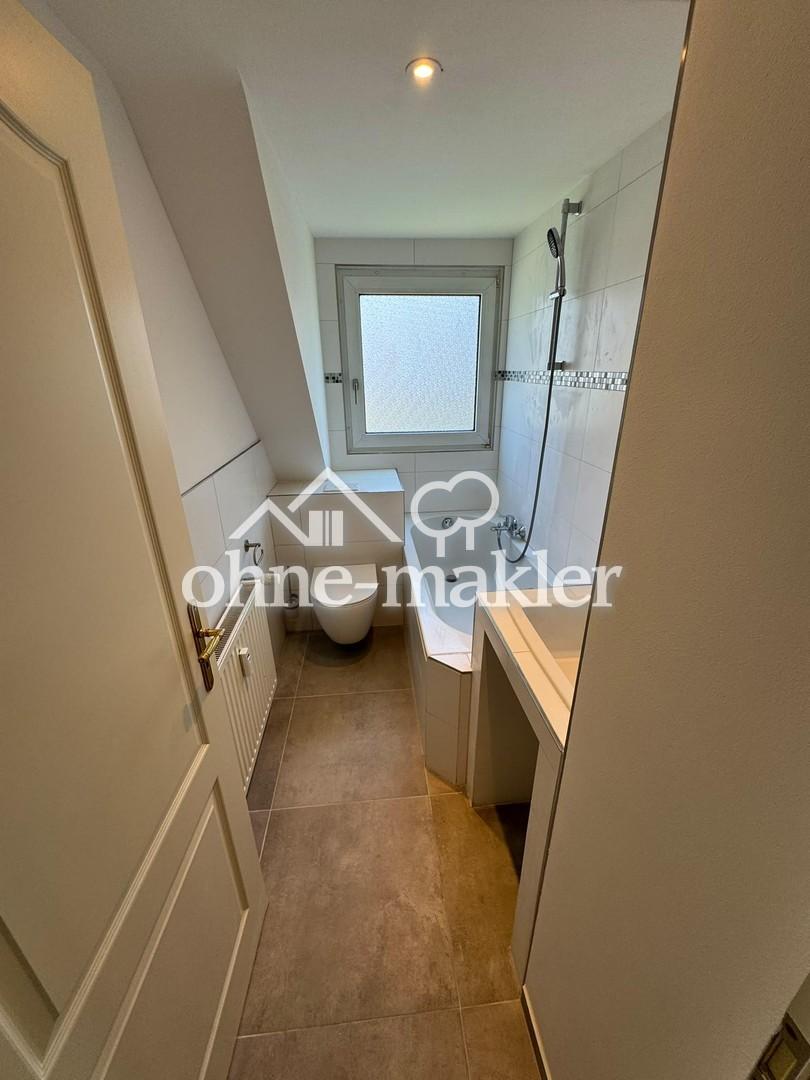 Attraktive und frisch renovierte 3-Zimmer-Wohnung in gepflegtem Mehrfamilienhaus - Photo 3