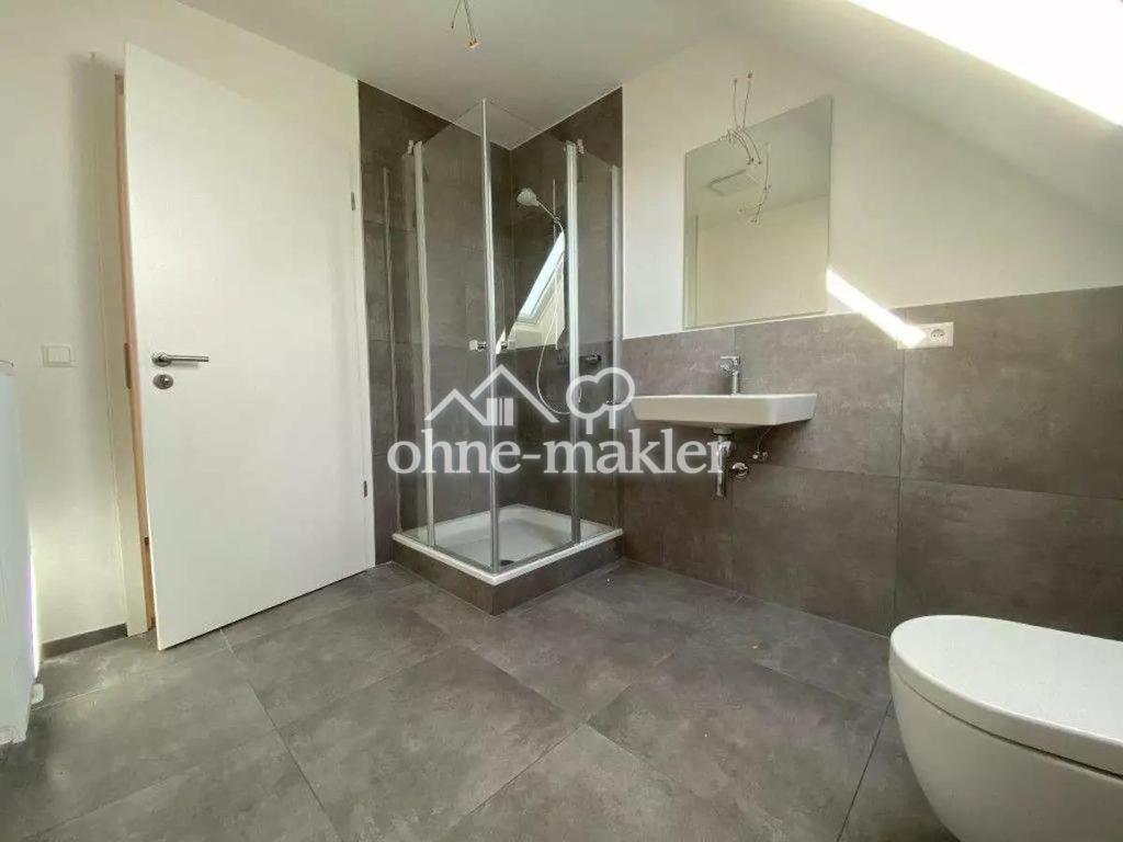 neu ausgebaute Dachgeschosswohnung ohne Einbauküche Reutin, Lindau - Photo 4