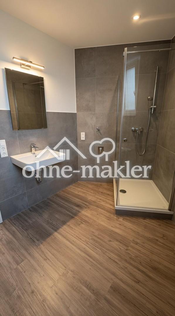 4 Etage Kernsanierte 4-Zimmer-Wohnung, ca. 120 m², am Dellplatz Duisburg – - Photo 2