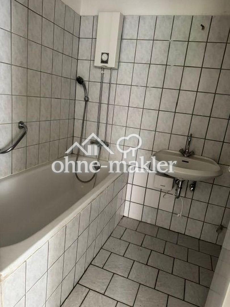 Schöne 2-Raum Wohnung in zentraler Lage von Essen-Borbeck - Foto 1
