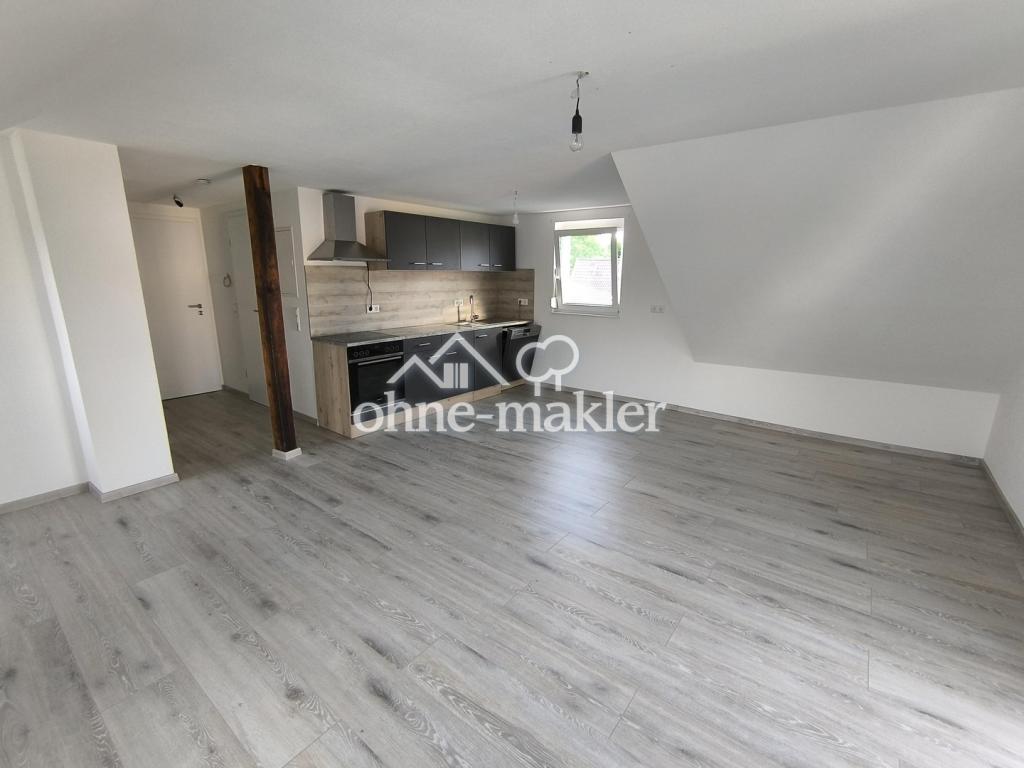 Moderne 2 Zimmer Wohnung in ruhiger Lage, frisch saniert ! - Foto 1