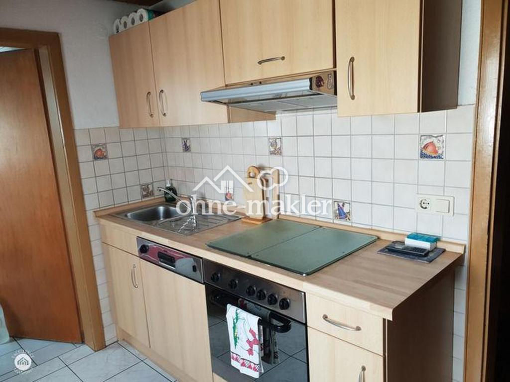 Gepflegte 3-Zimmer-Wohnung mit Stellplatz und Einbauküche in ruhiger Wohnlage - Photo 4