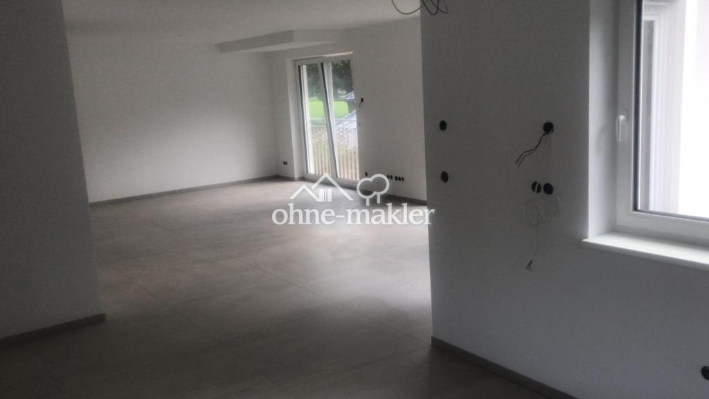 Erdgeschosswohnung in Premiumlage mit Panoramablick und Garten - Photo 1