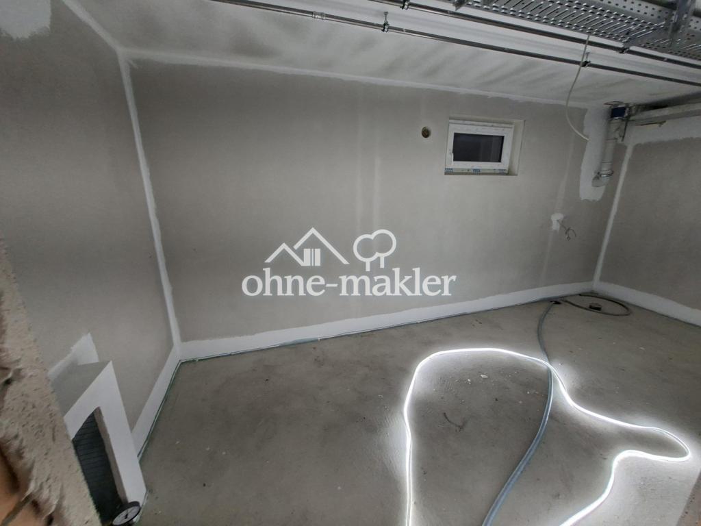 Maisonette Wohnung 71m² + 65m² Souterrain eigene Haustüre Erstbezug 2199€ warm inkl. Küche, Carport - Photo 5