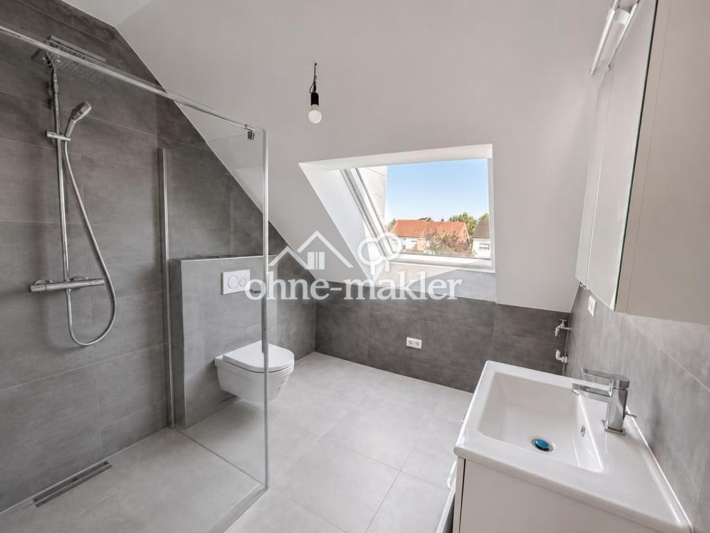 Neubau Dachgeschosswohnung, Gehobener Standard, Fußbodenheizung, Erstbezug, super Lage - Foto 3