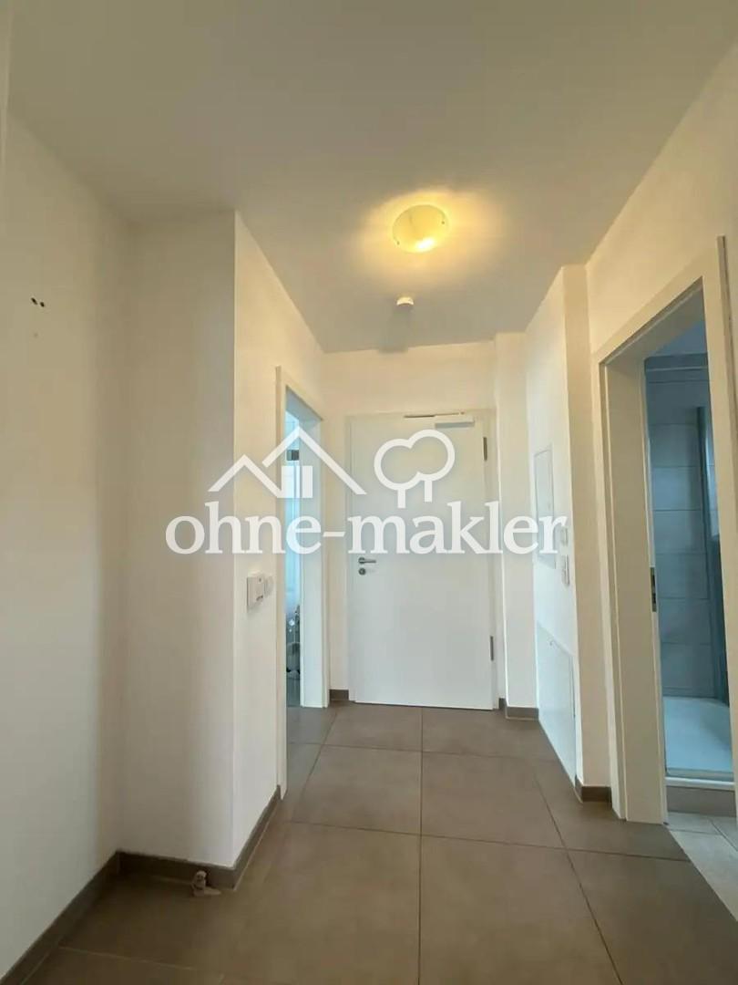 Hochwertige und neuwertige 2-Zimmer-Dachgeschosswohnung mit Einbauküche - Photo 5