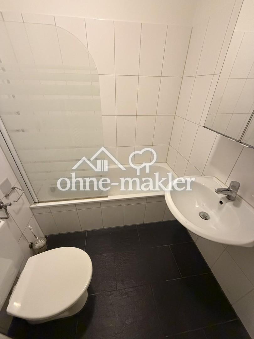 Befristet bis 31.01.2027 – Schöne 1-Zimmer Tiefparterre Wohnung mit separater Küche - Photo 4