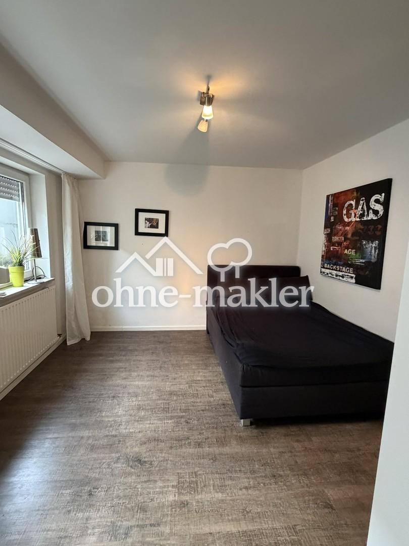 Befristet bis 31.01.2027 – Schöne 1-Zimmer Tiefparterre Wohnung mit separater Küche - Foto 1