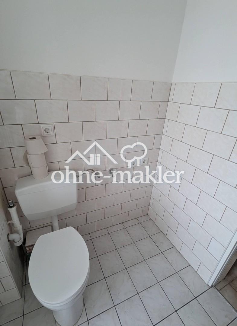 Einladung in dein/euer neues Zuhause (2 Zi, 6. Stock, Aufzug, Balkon, Stellplatz, EBK) - Foto 4