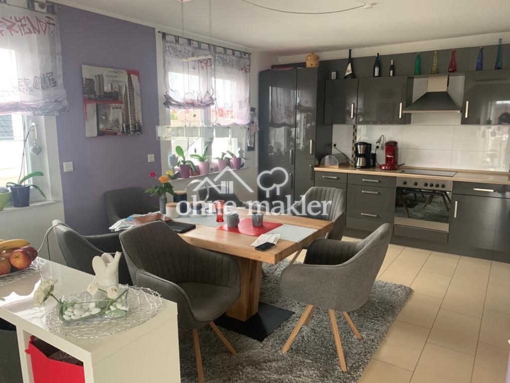 Neuwertige 4 Zimmer Dachgeschosswohnung mit großem Balkon und Einbauküche in Münster Hessen - Foto 5