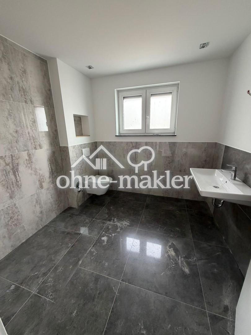 Großzügige 5-Zimmer-Neubauwohnung mit Einbauküche, Balkon und Stellplatz in Rodenbach - Foto 4
