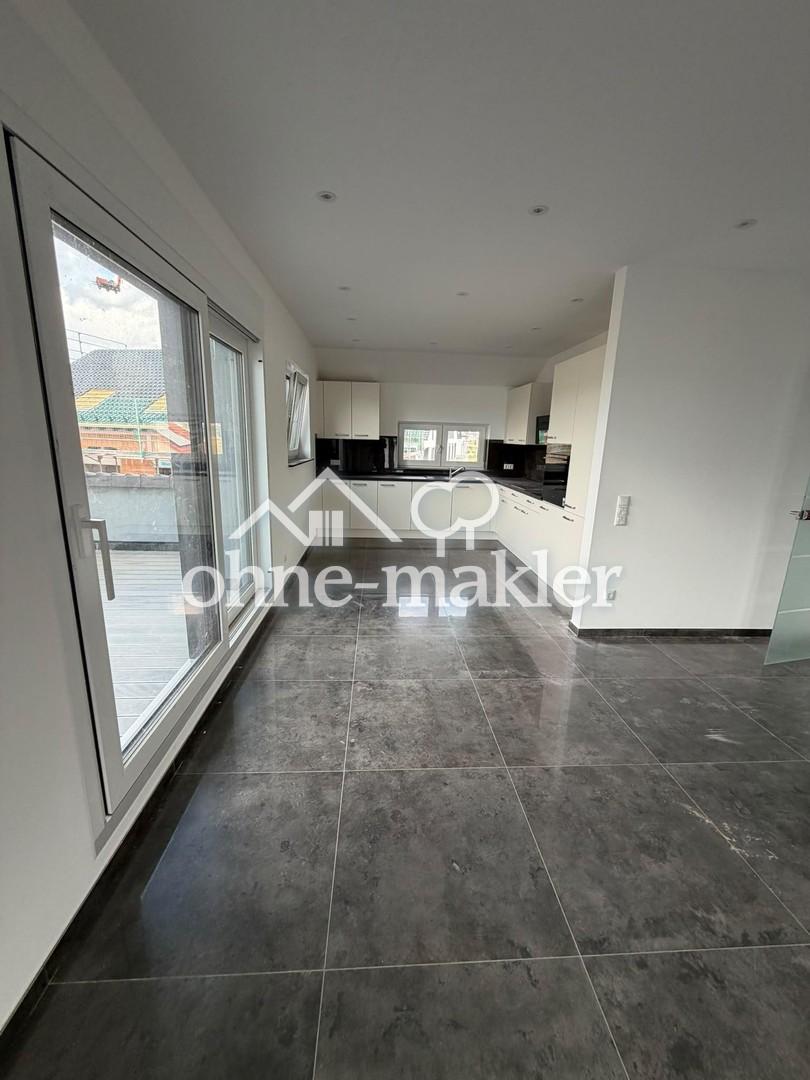Moderne 4-Zimmer-Neubauwohnung mit Einbauküche, Balkon und Stellplatz in Rodenbach - Foto 2