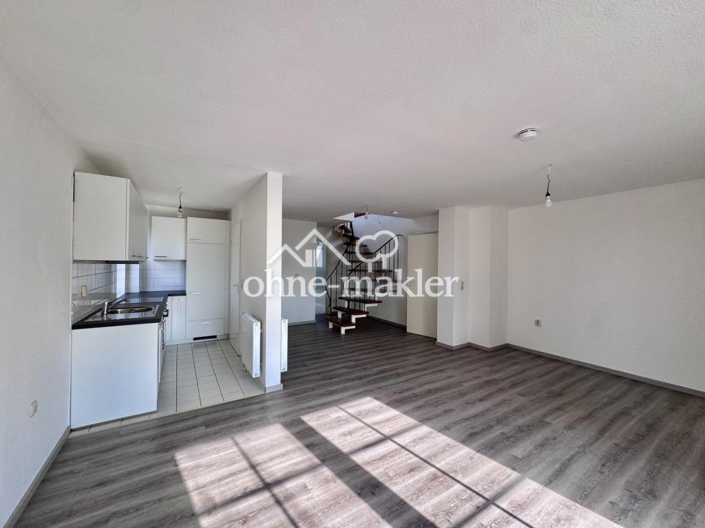 Modernes Wohnen auf zwei Ebenen: Helle, teilmodernisierte 3-Zimmer-Maisonette-Wohnung in Mölln - Photo 3