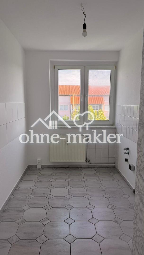 220 € | 49 qm | 2 ZKB Balkon | Günstige Fernwärme - Foto 4