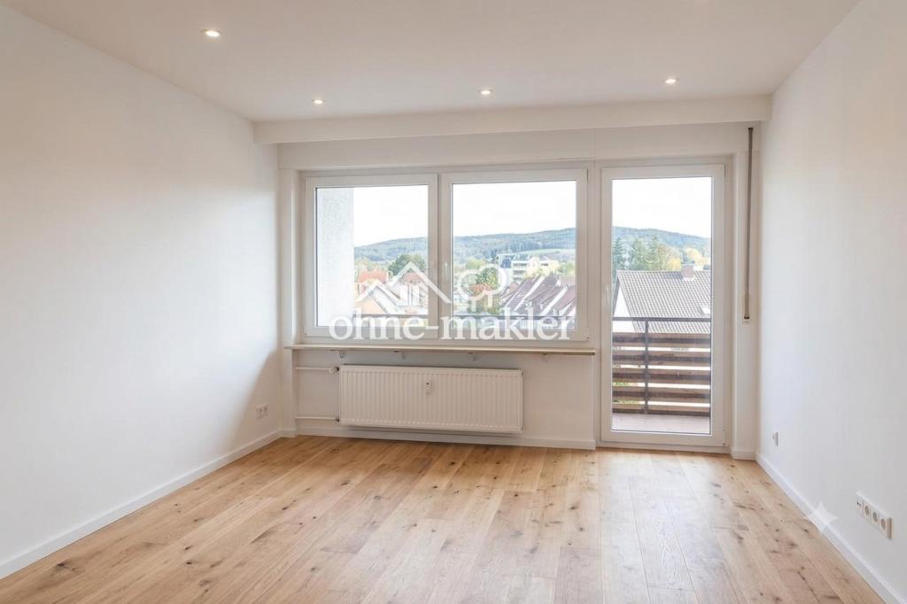 Traumhaft hell & frisch renoviert: 3. Zi. Wohnung mit Südbalkon und Einzelgarage (2026 renoviert) - Photo 2