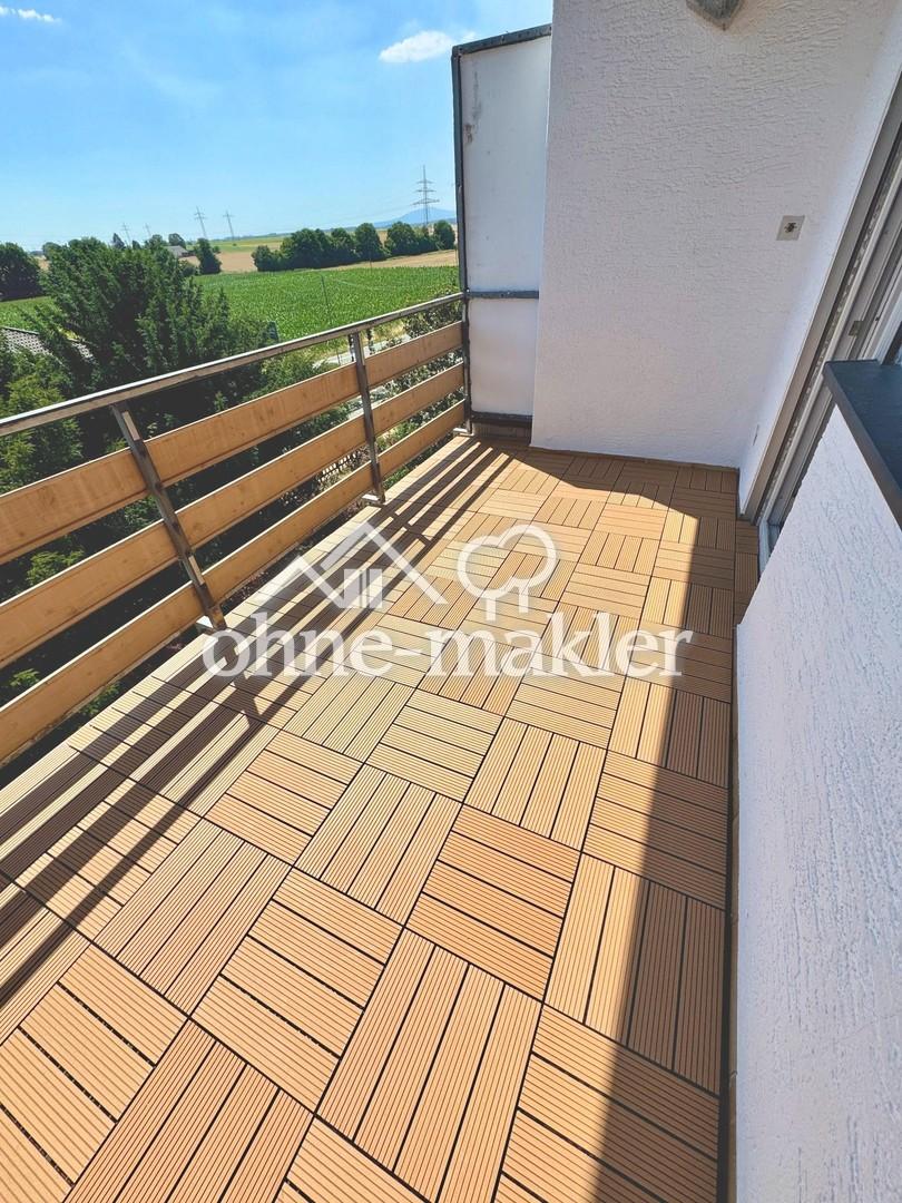 Frisch renoviert: Helle 2,5-Zimmer-Dachgeschosswohnung mit Balkon, Stellplatz & Weitblick - Foto 5