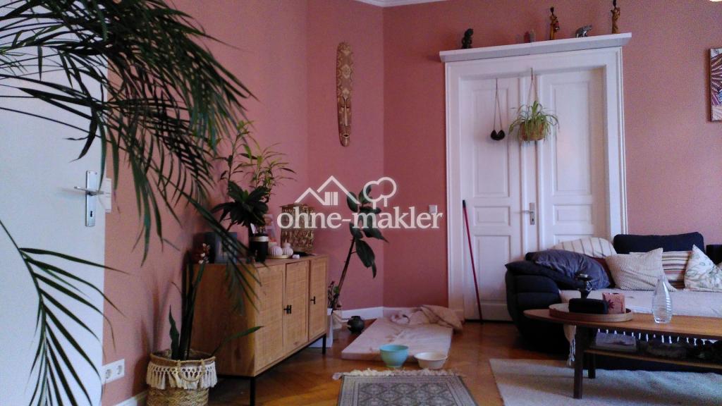 Großzügige Wohnung mit Hinterhof-Terrasse in Bahnhofsnähe - Photo 2