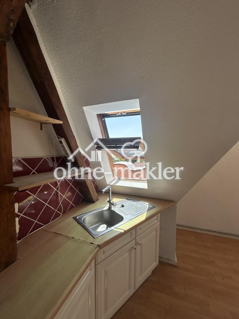Charmanter, lichtdurchfluteter Wohntraum im DG – Magdeburg Stadtfeld Ost - Photo 3