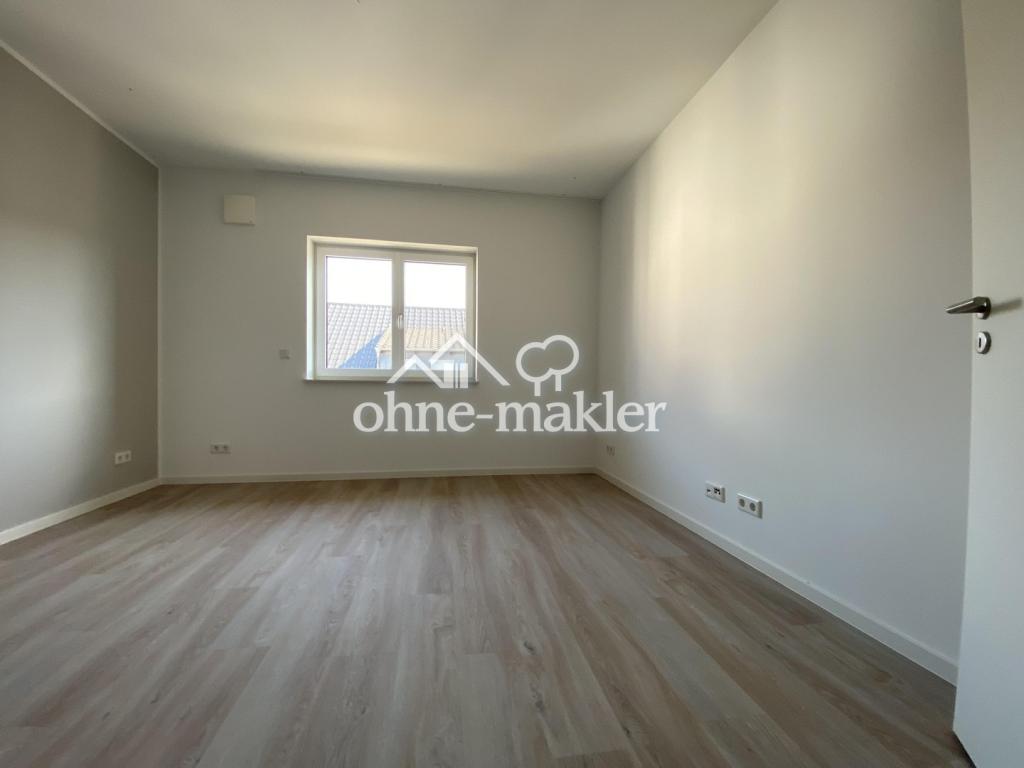Exklusive Penthousewohnung mit großer Dachterrasse, EBK & Garage in Marburg-Cappel - Foto 3